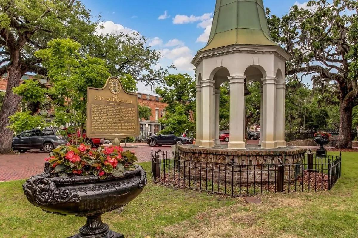 Apartment West End Loft - Downtown 5 Min Walk To River St Savannah