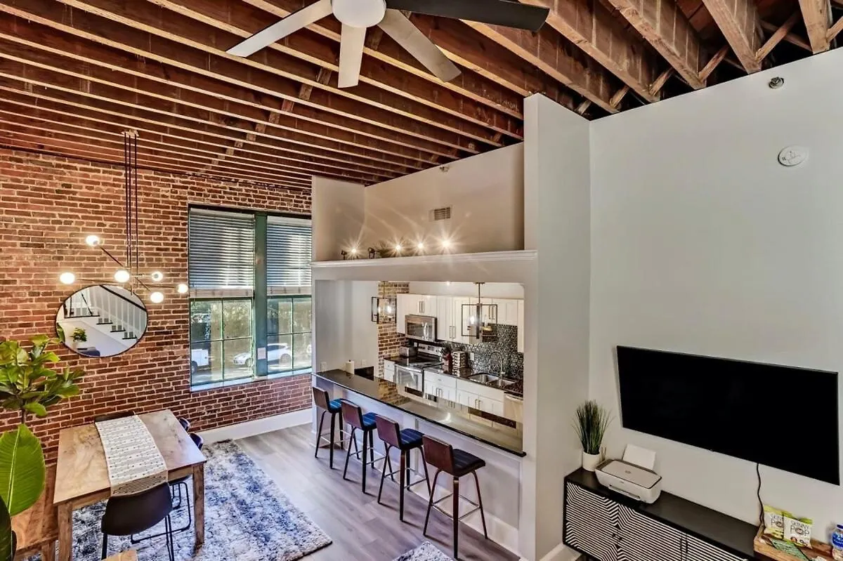 West End Loft - Downtown 5 Min Walk To River St Savannah United States