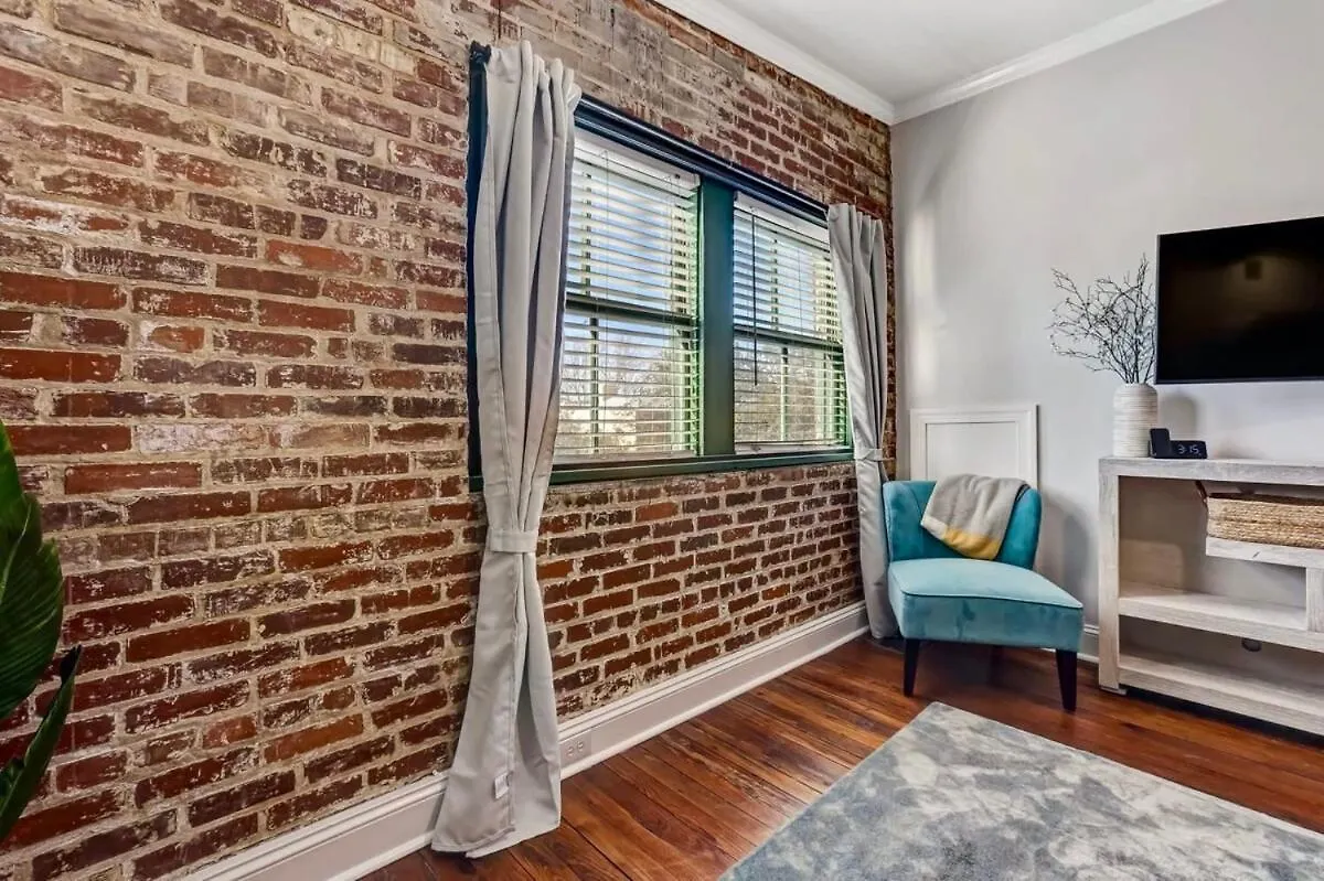West End Loft - Downtown 5 Min Walk To River St Savannah Apartment